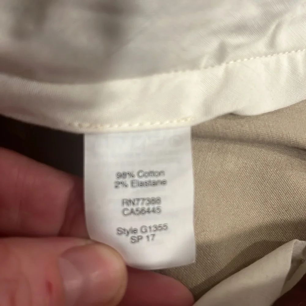 J.crew flex Bedford khakis pants size 34/32 .